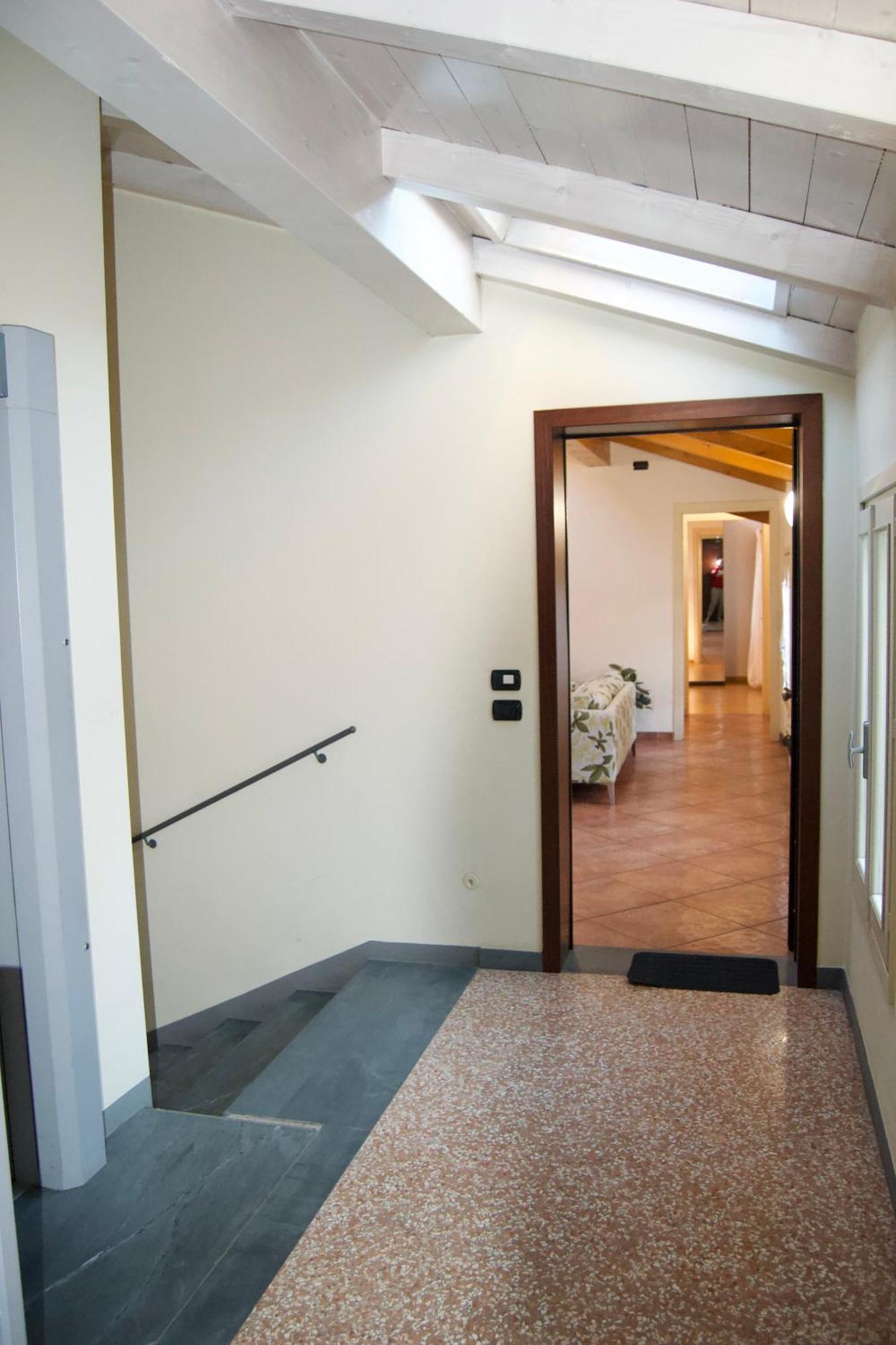 Casa Viola, Deliziosa Mansarda In Centro Storico Apartment Modena Ngoại thất bức ảnh