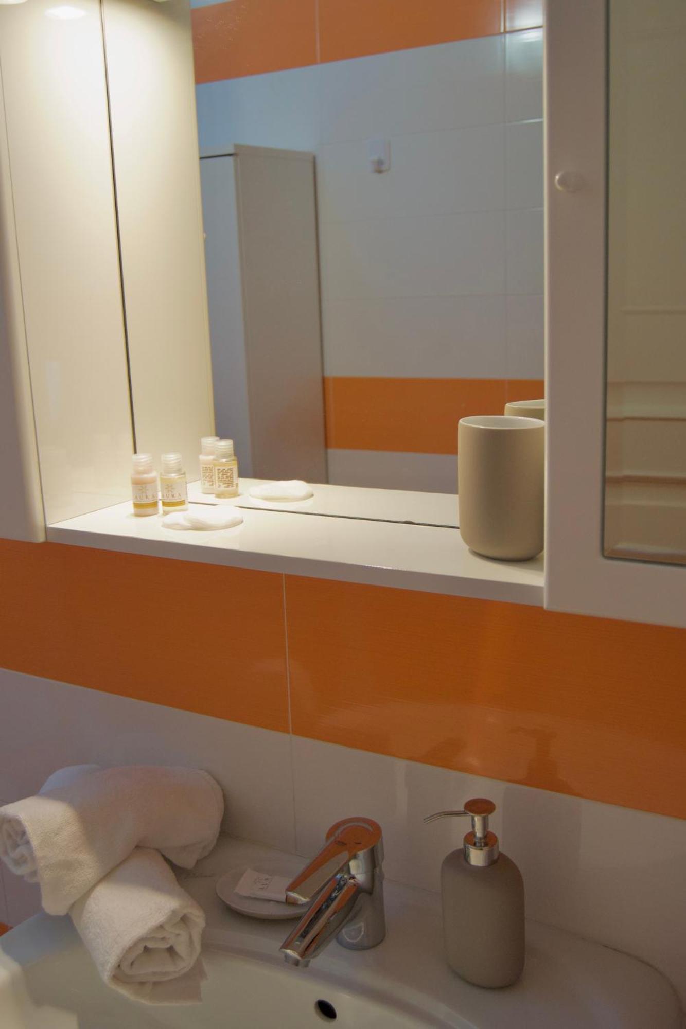 Casa Viola, Deliziosa Mansarda In Centro Storico Apartment Modena Ngoại thất bức ảnh