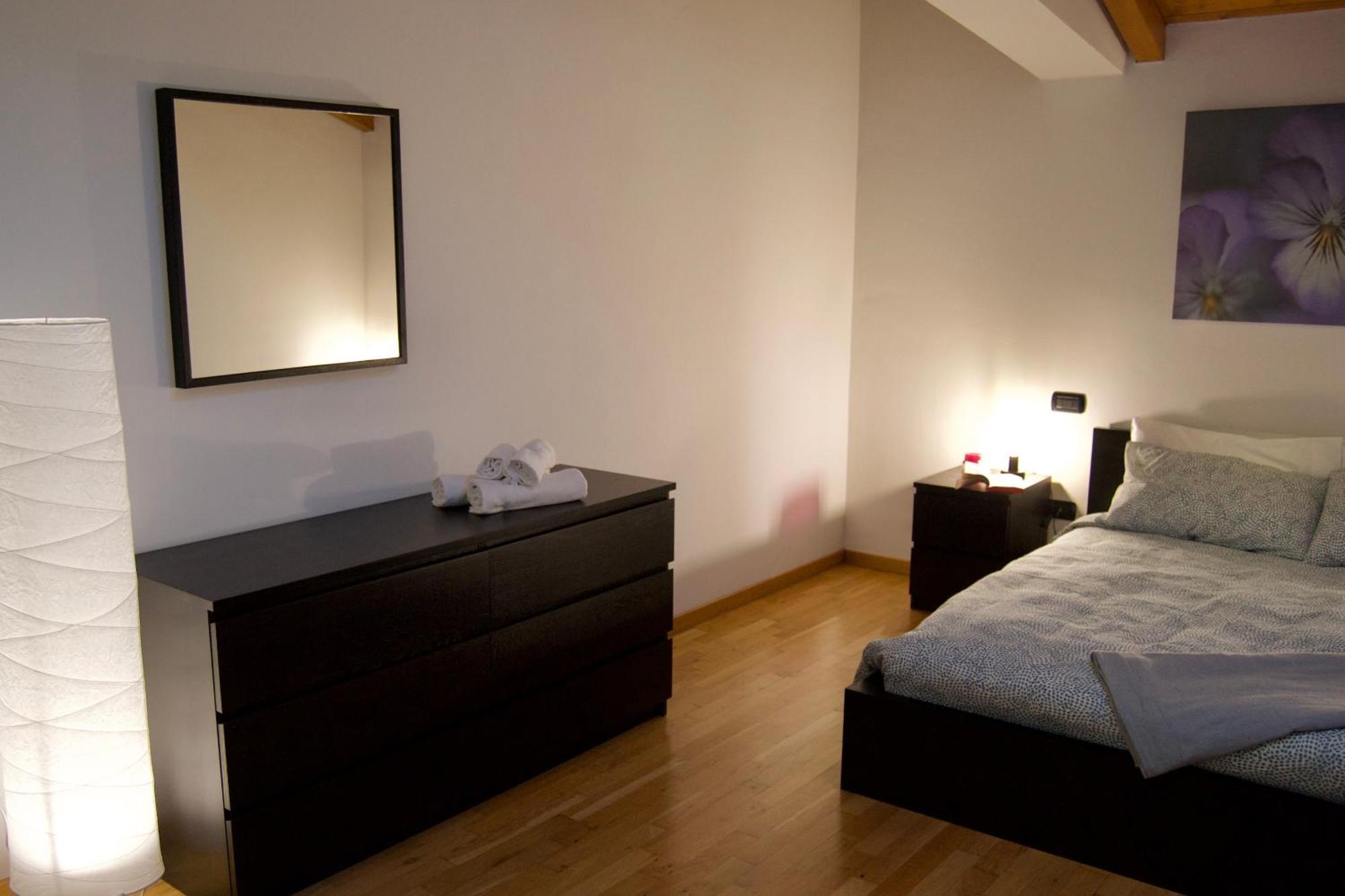 Casa Viola, Deliziosa Mansarda In Centro Storico Apartment Modena Ngoại thất bức ảnh